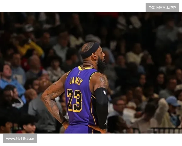 1975年的今天，场均34.5+14.1的鲍勃-麦卡杜夺得常规赛MVP